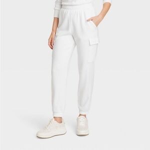 Women's High-Rise Sweatpants - Universal
Thread™' White new